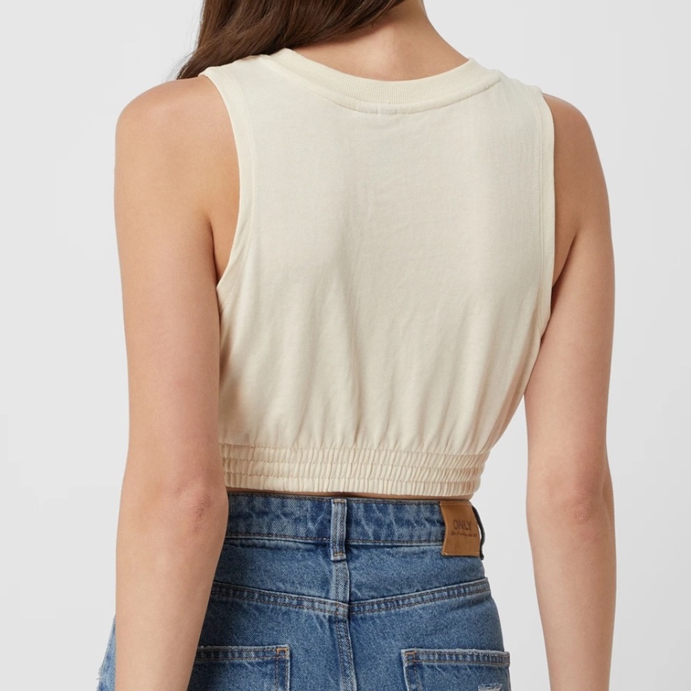 PIECES Crop Top - Picture 3 of 5
